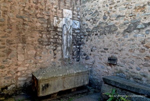 arles sur tech-la sainte tombe-web